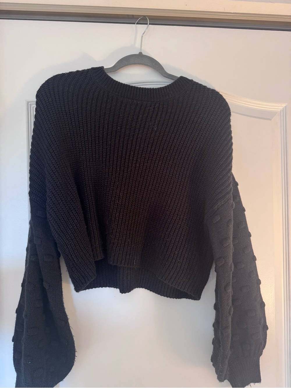 HYFVE Black Chunky Cropped Crewneck Sweater